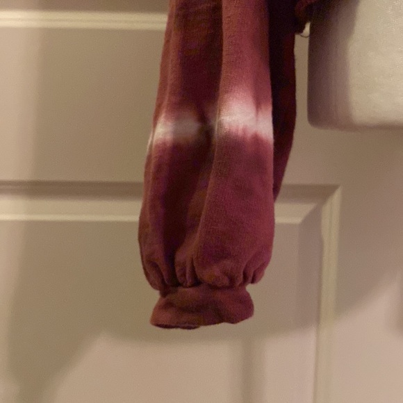 Tie dyed crop top from peach Lane. Size small. - Picture 3 of 6